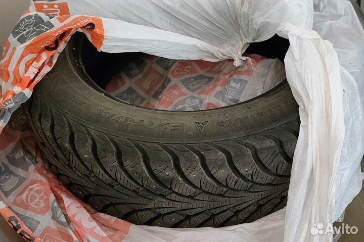 Goodyear UltraGrip Extreme 225/60 R17