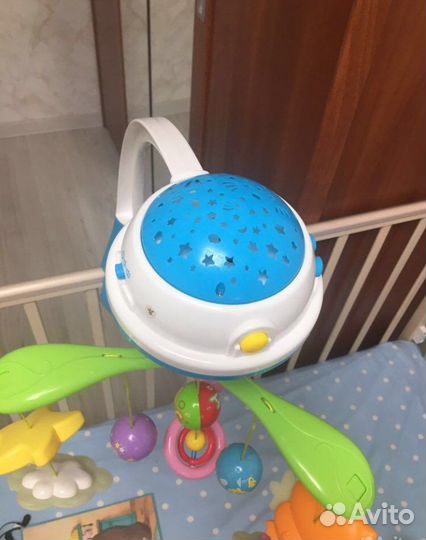 Детский мобиль в кроватку