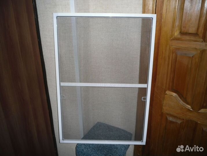 Москитные сетки на окна и двери