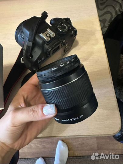 Зеркальный фотоаппарат canon 600d