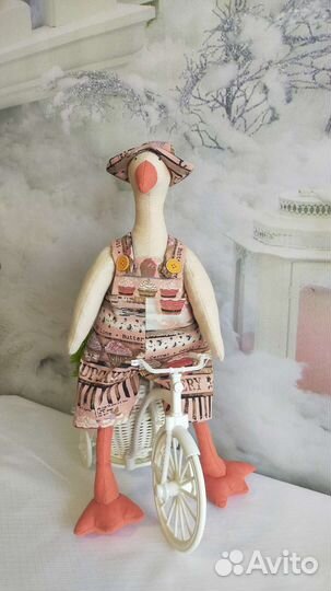 Кукла тильда ручной работы. Гусь на велосипеде