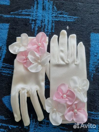 Детские атласные перчатки