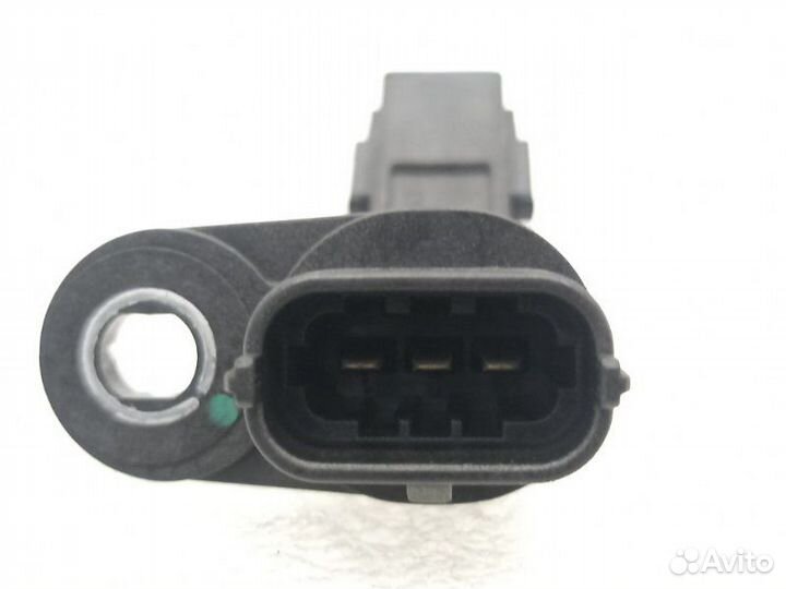 Датчик положения коленвала Mercedes-Benz B-Class