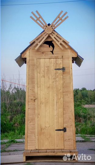 Дачный туалет деревянный SOX559