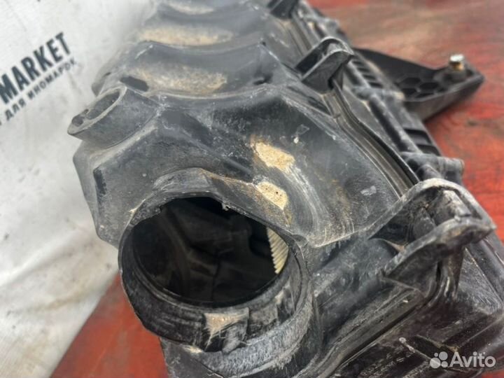 Корпус воздушного фильтра Peugeot 308 1.6 EP6 2008