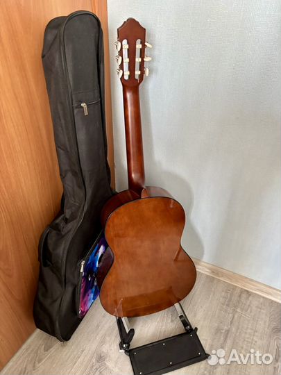 Гитара yamaha c40 оригинал с комплектом