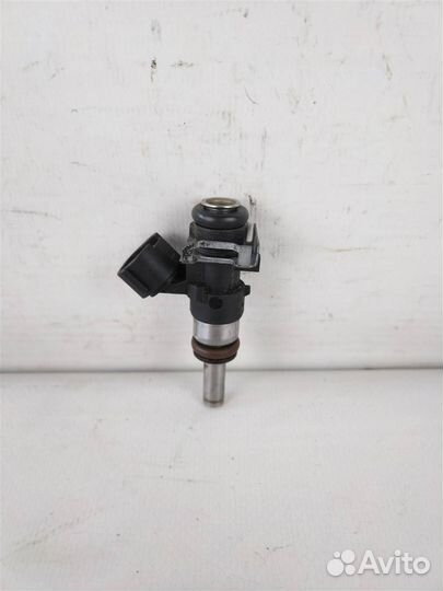 Форсунка инжекторная электрическая ауди A5 Sportb