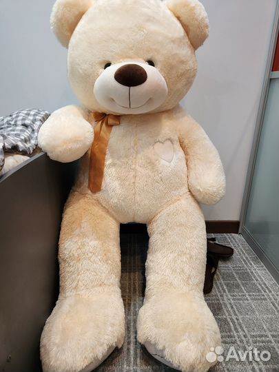 Медведь плюшевый 1.5 метра