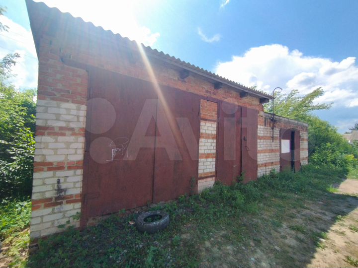 Гараж, > 30 м²