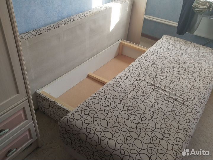 Диван раскладной бу