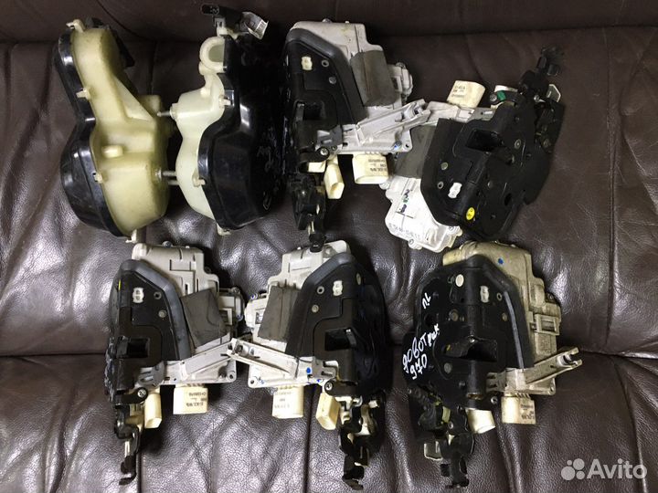 Доводчик двери замок Porsche Panamera 970