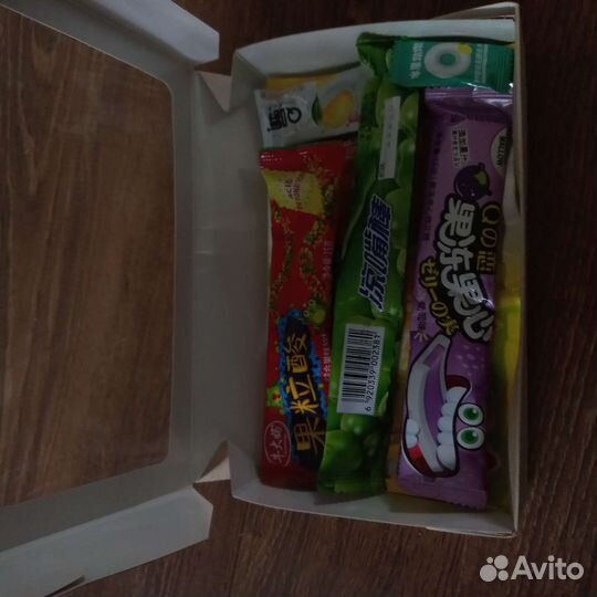 Бокс азиатских сладостей в подарок