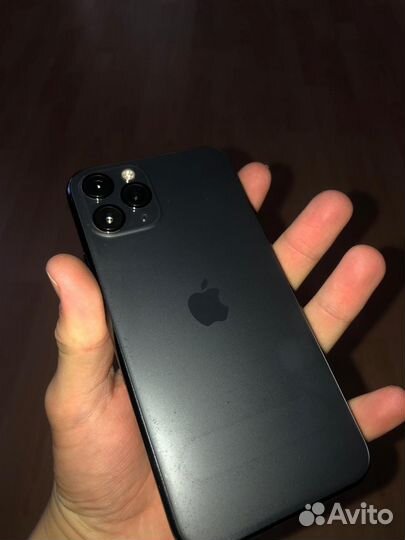 iPhone 11 про