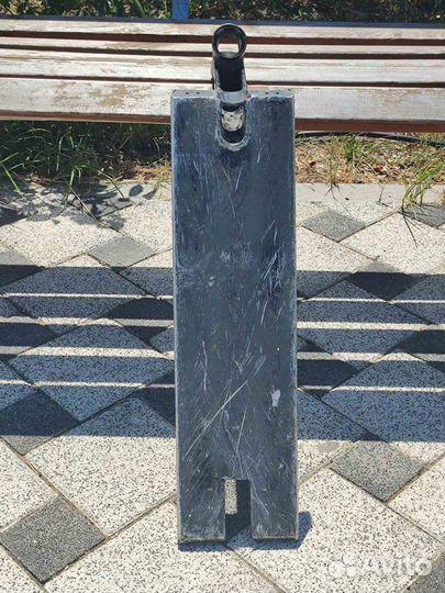 Дека Striker Gravis