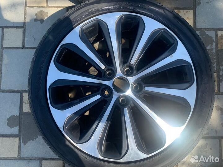 Литые диски R18 18x7,5J (5 отв.) + шины 245/40