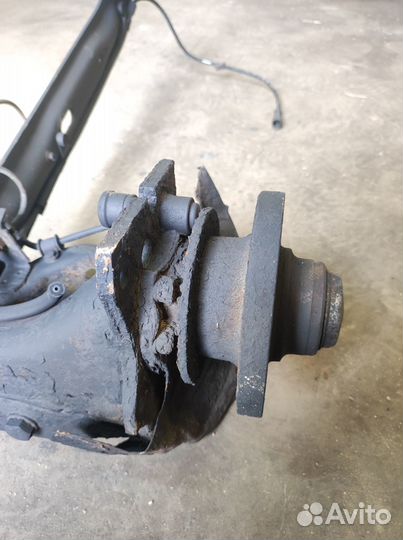 Задняя балка Audi 100 C4