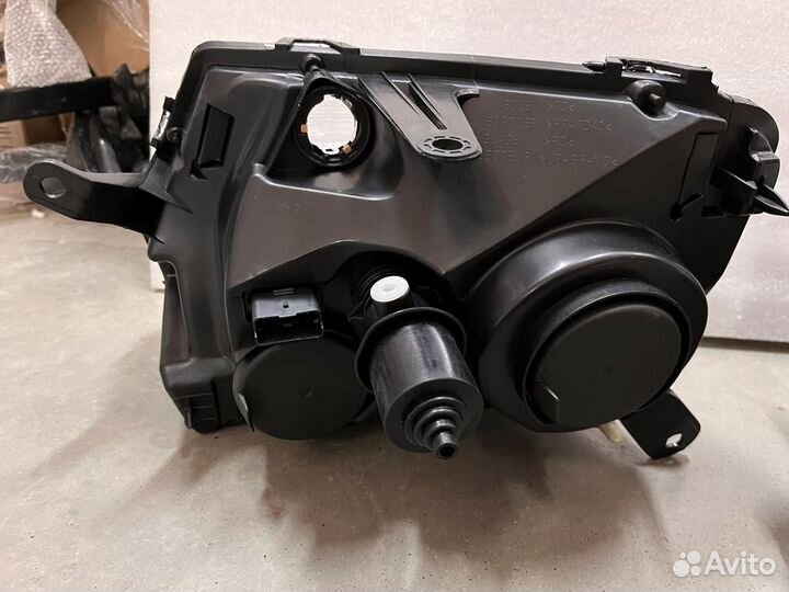 Фара Renault Duster 10-15 светлая (хром) комплект