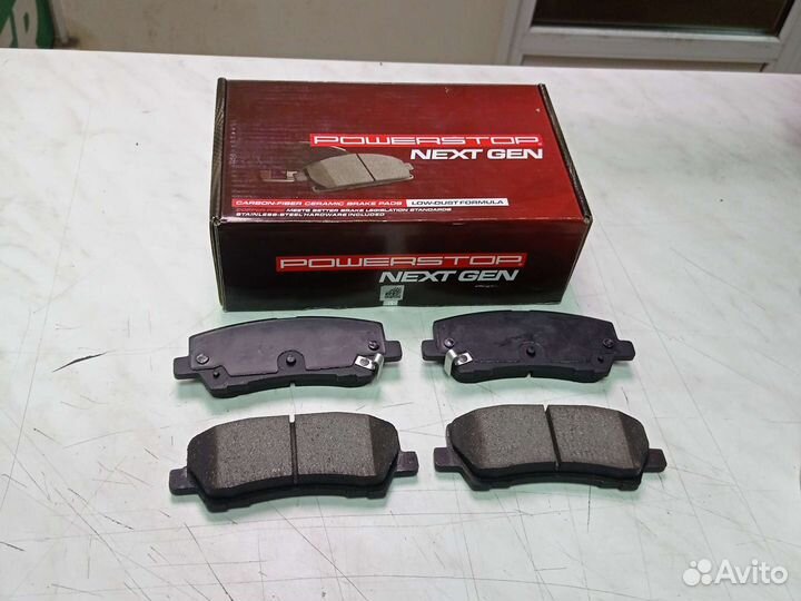 Тормозные колодки задние Ford Mustang IV