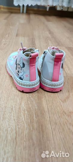 Сапожки для девочки
