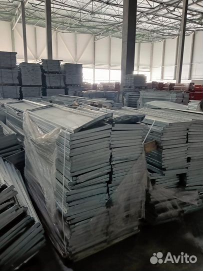 Стеллажи Кифато полочные