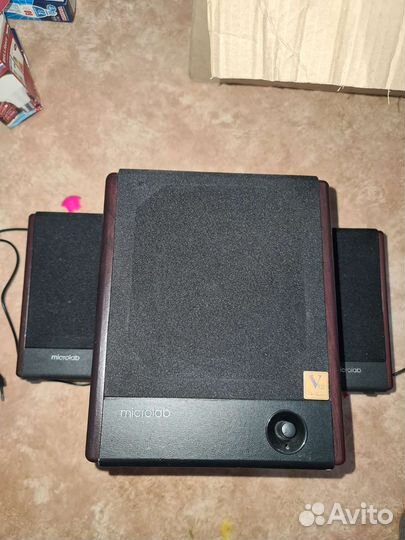 Музыкальный центр