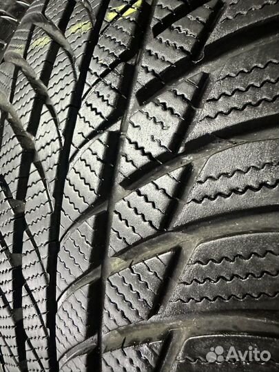 Bridgestone Blizzak LM-001 225/45 R18 95H