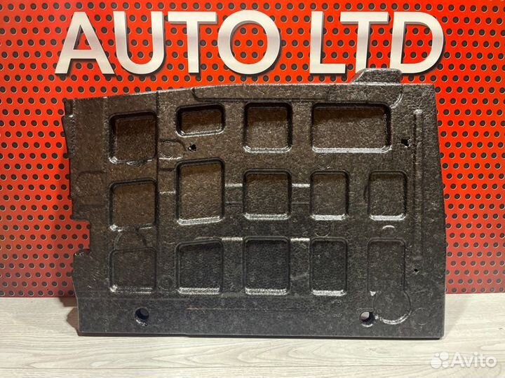 Обшивка салона правая Bmw X6 F16 2018