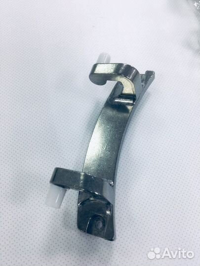 Крепление люка. Bosch. Петля дверцы. Новое