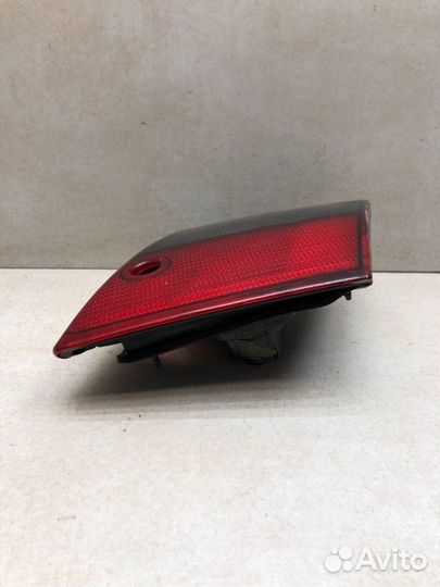 Фонарь крышки багажника задний правый Saab 9-5