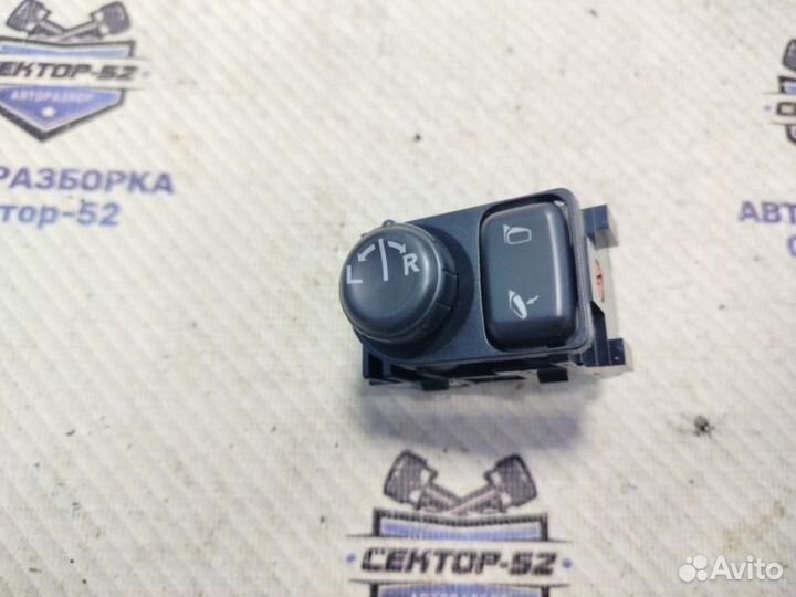 Кнопка регулировки зеркал Nissan Qashqai J10