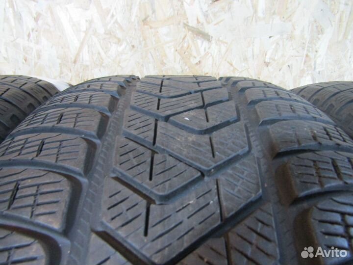 Pirelli Scorpion Winter 255/60 R18