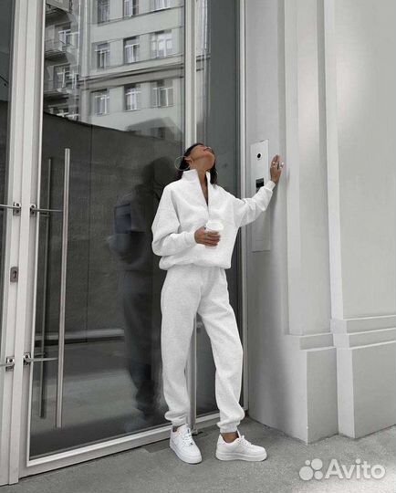 Спортивный костюм
