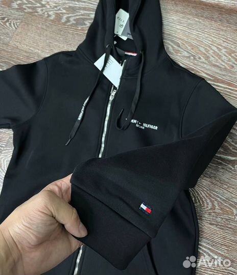 Спортивный костюм с теплом от Tommy Hilfiger