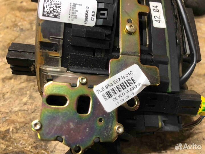 Переключатель подрулевой (стрекоза) Volkswagen Tou