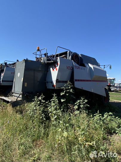 Комбайн Ростсельмаш Vector 410, 2011