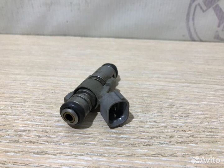 Форсунка топливная Citroen C3 FC KFU ET3J4 2007