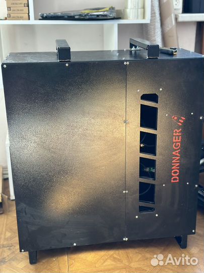 Корпус Donnager с райзерами на 6 карт