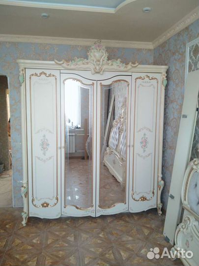 Сборщик мебели