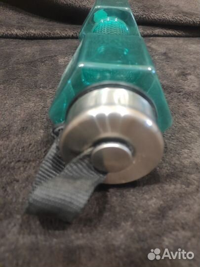 Бутылка для воды гантель