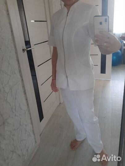 Медицинский костюм женский