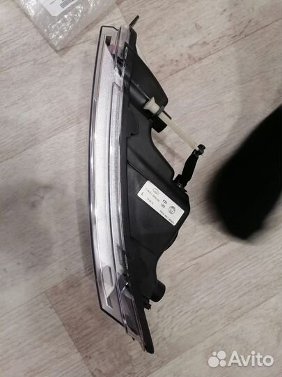 Фара противотуманная левая Skoda Octavia A7