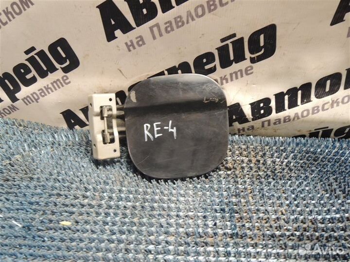 Лючок бензобака Honda Cr-V RE4 K24A 15.11.2006