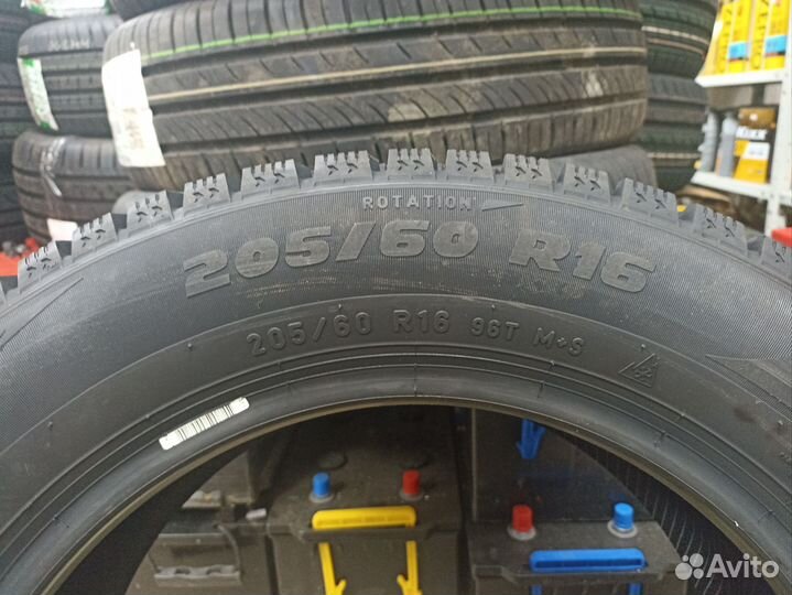 Pirelli Formula Ice 205/60 R16 96T