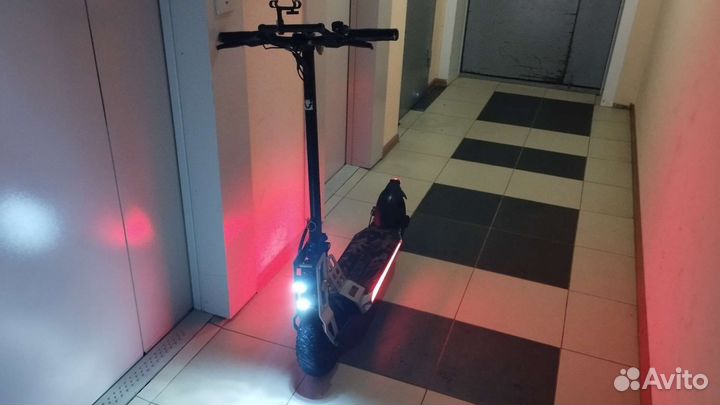 Электросамокат б/у white siberea taiga
