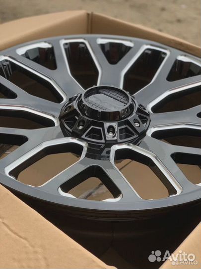 Диски для на Кадилак Эсколей Cadillac Escalade R22