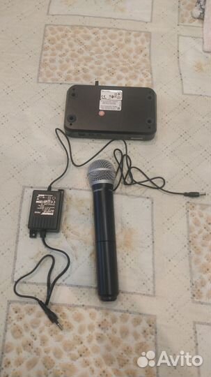 Радиомикрофон shure Blx pg58,AKG SR40pro