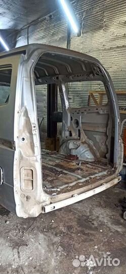 Кузов по частям Ниссан Серена с24