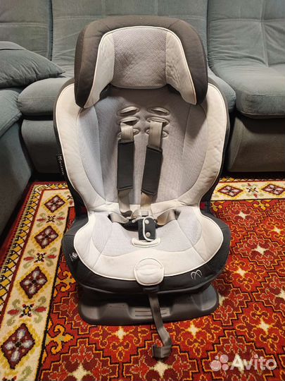 Японское автокресло carmate swing moon