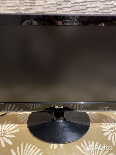 Монитор LG