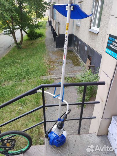 Новый бензиновый триммер Витязь 2.2кВт к2